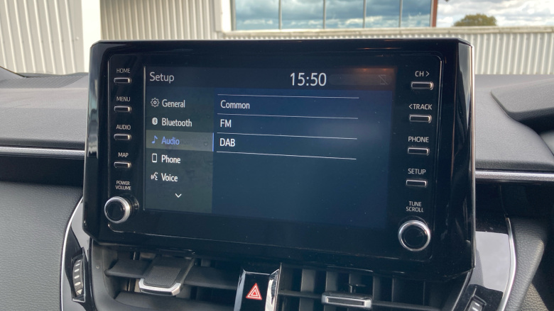 Toyota Corolla 2.0 VVT-i Hybrid Design 5dr CVT Hybrid Estate